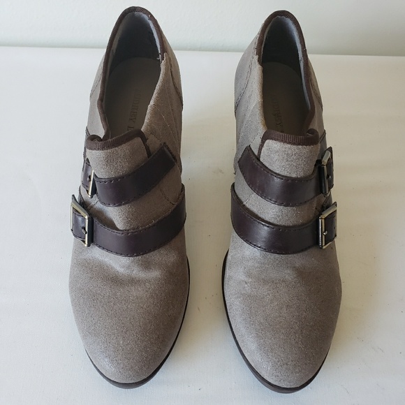 [Audrey Brooke] Taupe & Brown Ankle Boots Size 9 - Picture 5 of 8